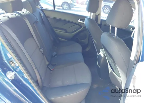 2018 Kia Forte Lx z USA, uszkodzony, nr VIN 3KPFL4A75JE170819